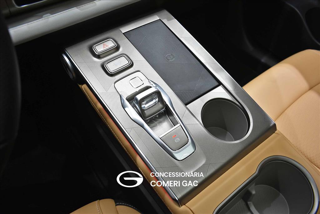 GS4 2.0 HEV ELITE AUTOMÁTICO17