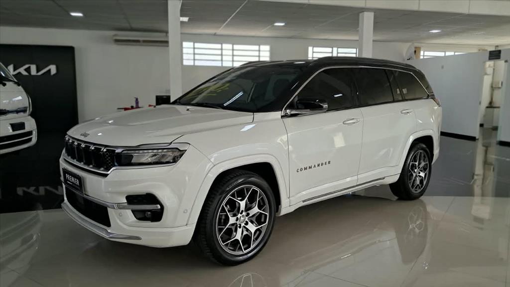 COMMANDER 1.3 T270 TURBO FLEX OVERLAND AT6