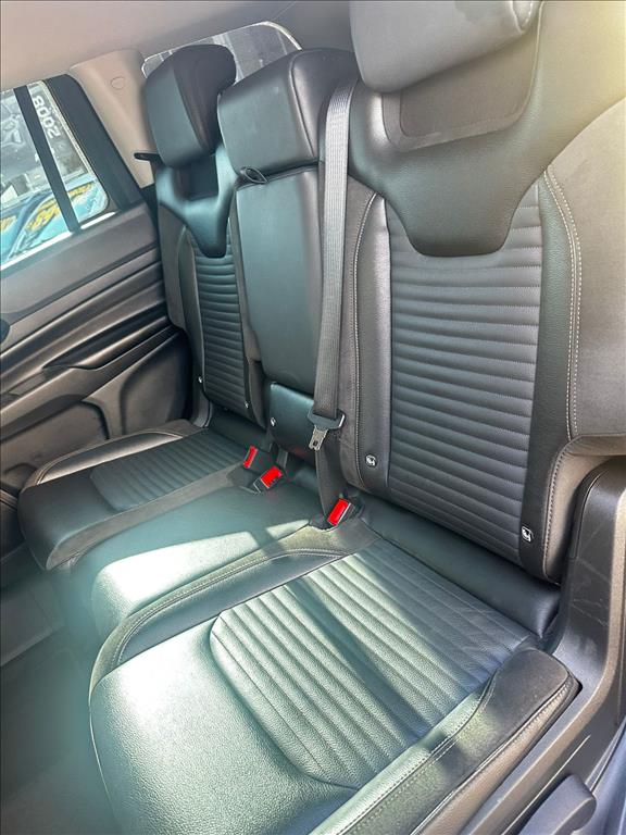COMMANDER 1.3 T270 TURBO FLEX LIMITED AT6 COMMANDER 1.3 T270 TURBO FLEX LIMITED AT6