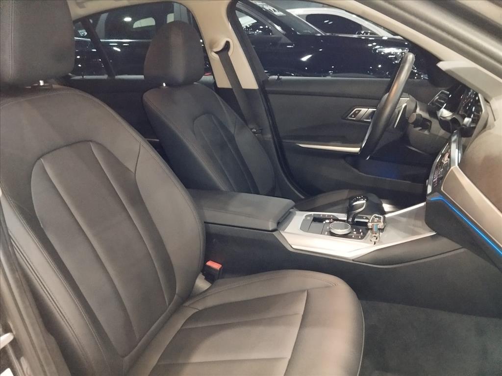 320i 2.0 16V TURBO GASOLINA SPORT GP AUTOMÁTICO13