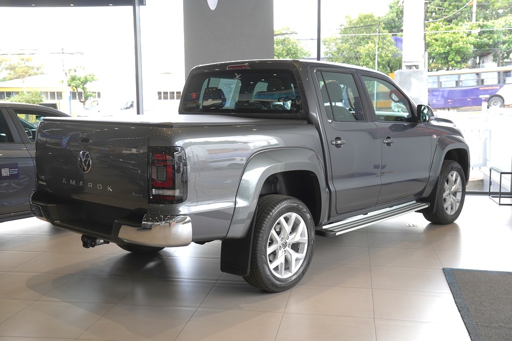 AMAROK 3.0 V6 TDI DIESEL HIGHLINE CD 4MOTION AUTOMÁTICO5