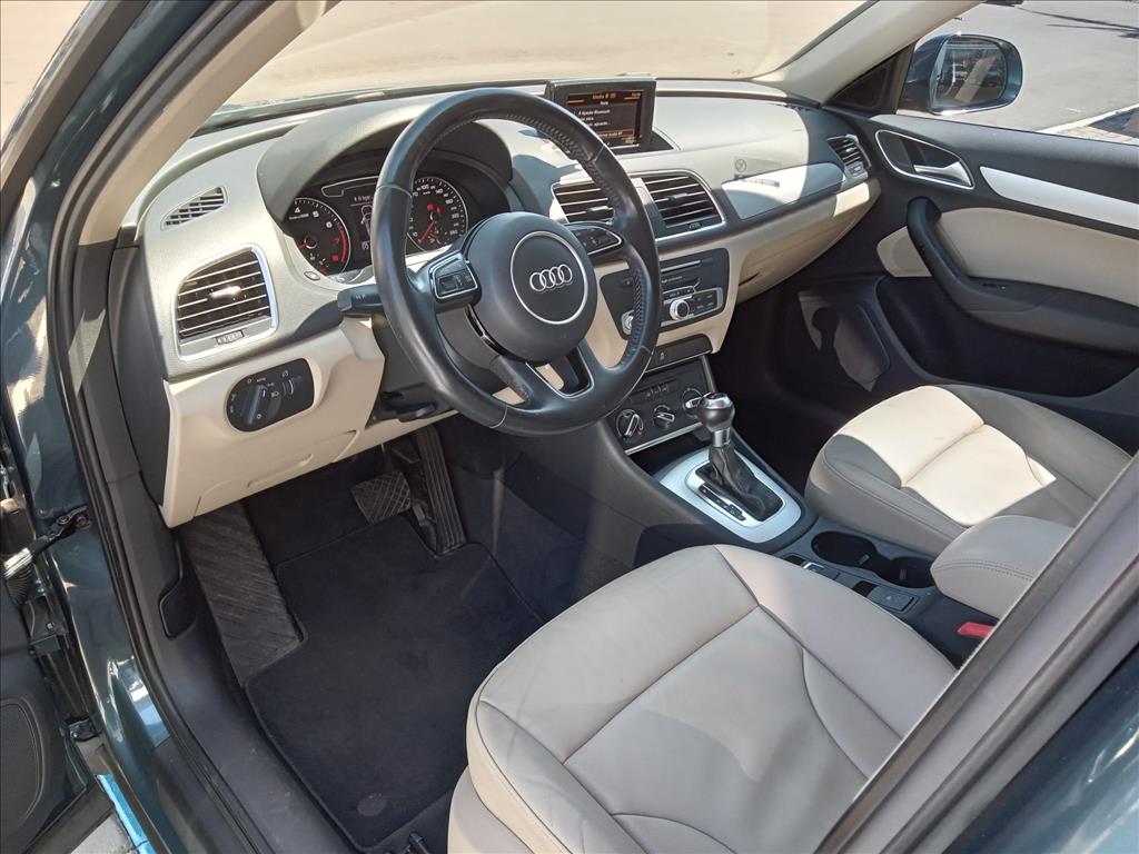 Q3 1.4 TFSI AMBIENTE GASOLINA 4P S TRONIC