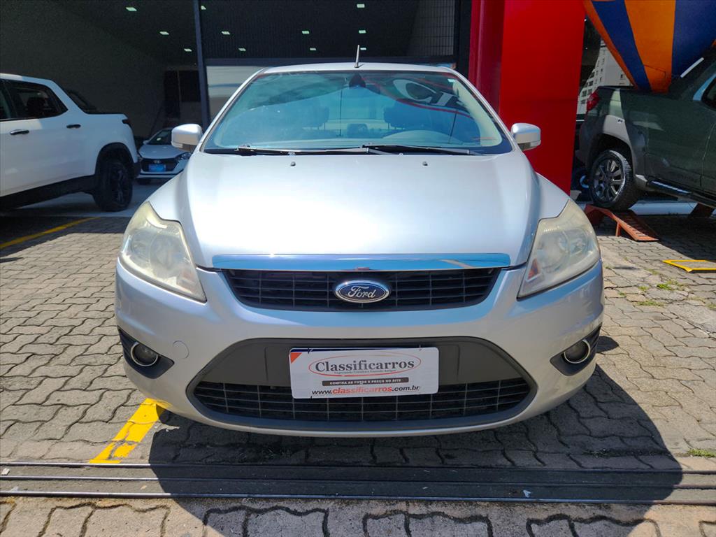 Ford Focus - 2.0 GLX SEDAN 16V FLEX 4P AUTOMÁTICO