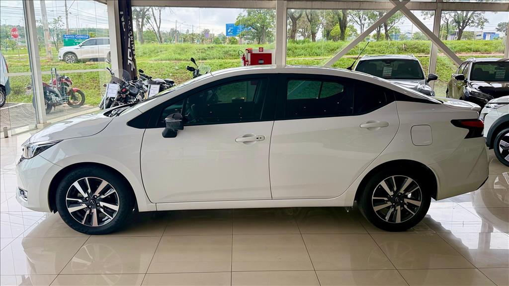 VERSA 1.6 16V FLEX SR XTRONIC7