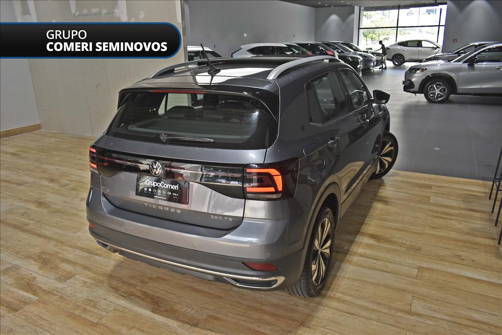 T-CROSS 1.4 250 TSI TOTAL FLEX HIGHLINE AUTOMÁTICO1