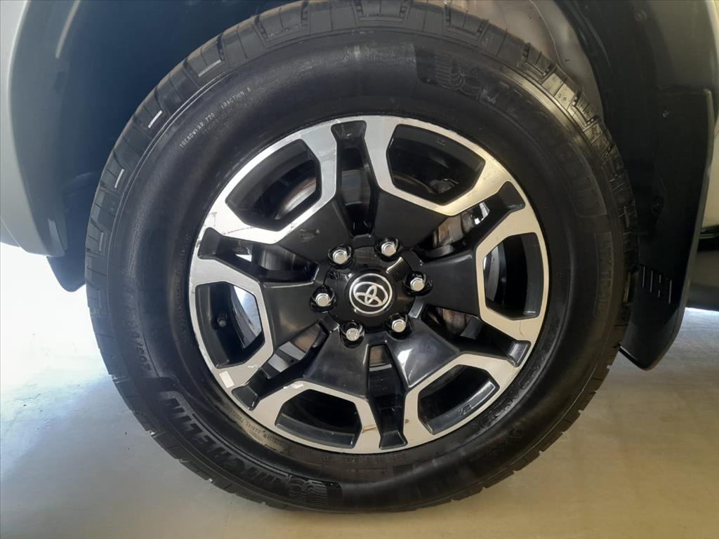 HILUX 2.8 D-4D TURBO DIESEL CD SRX 4X4 AUTOMÁTICO9