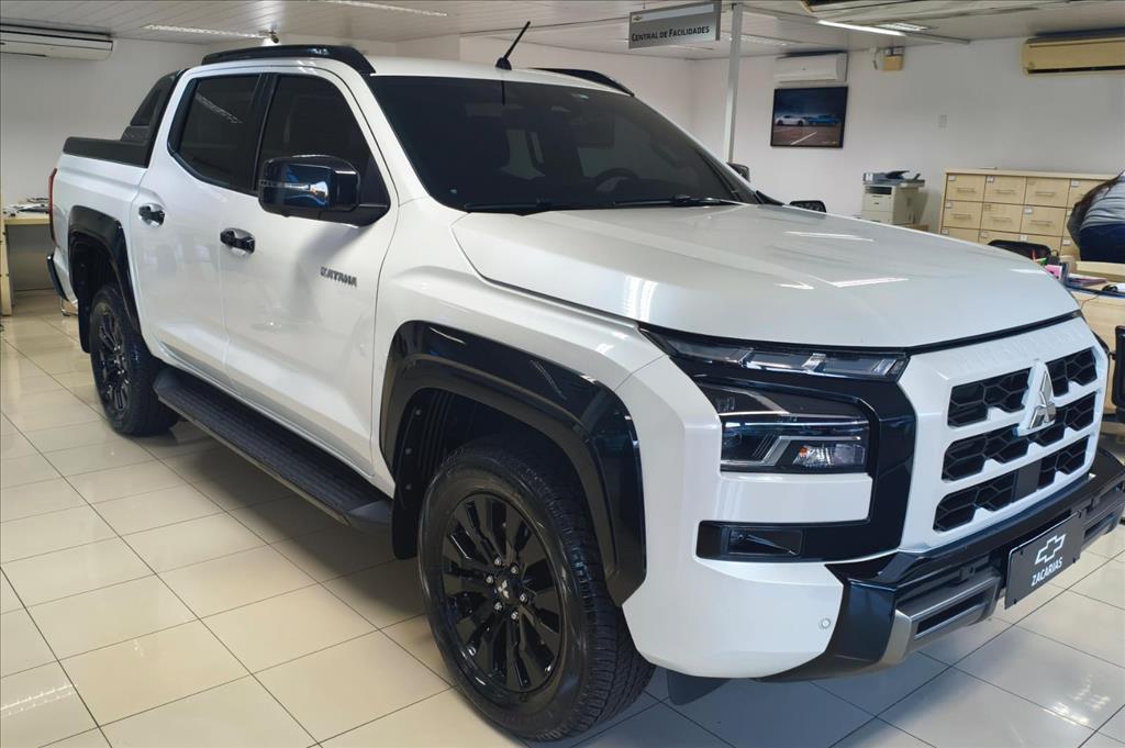 TRITON 2.4 BITURBO DIESEL CD KATANA 4X4 AUTOMÁTICO1