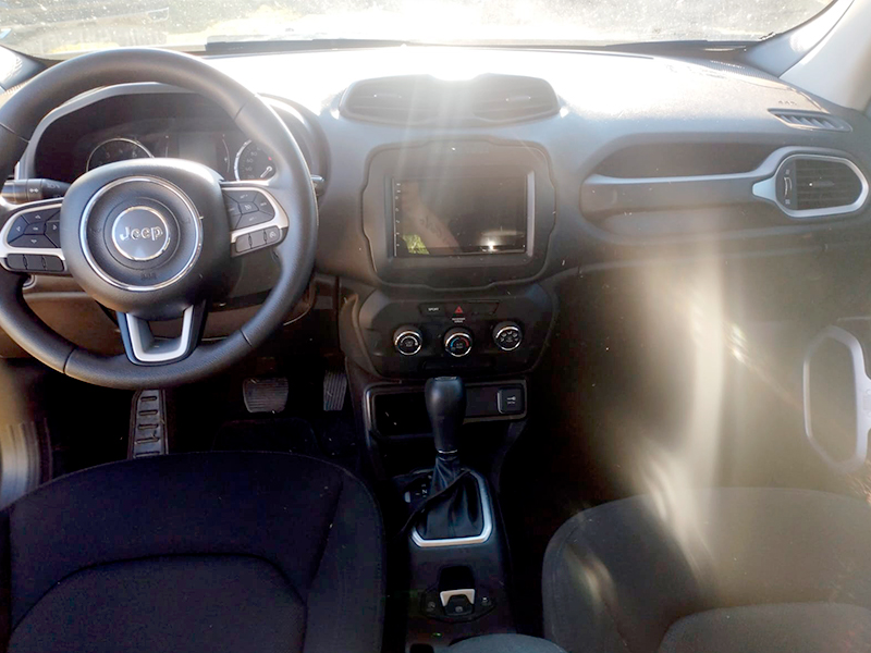 RENEGADE 1.8 16V FLEX 4P AUTOMÁTICO3