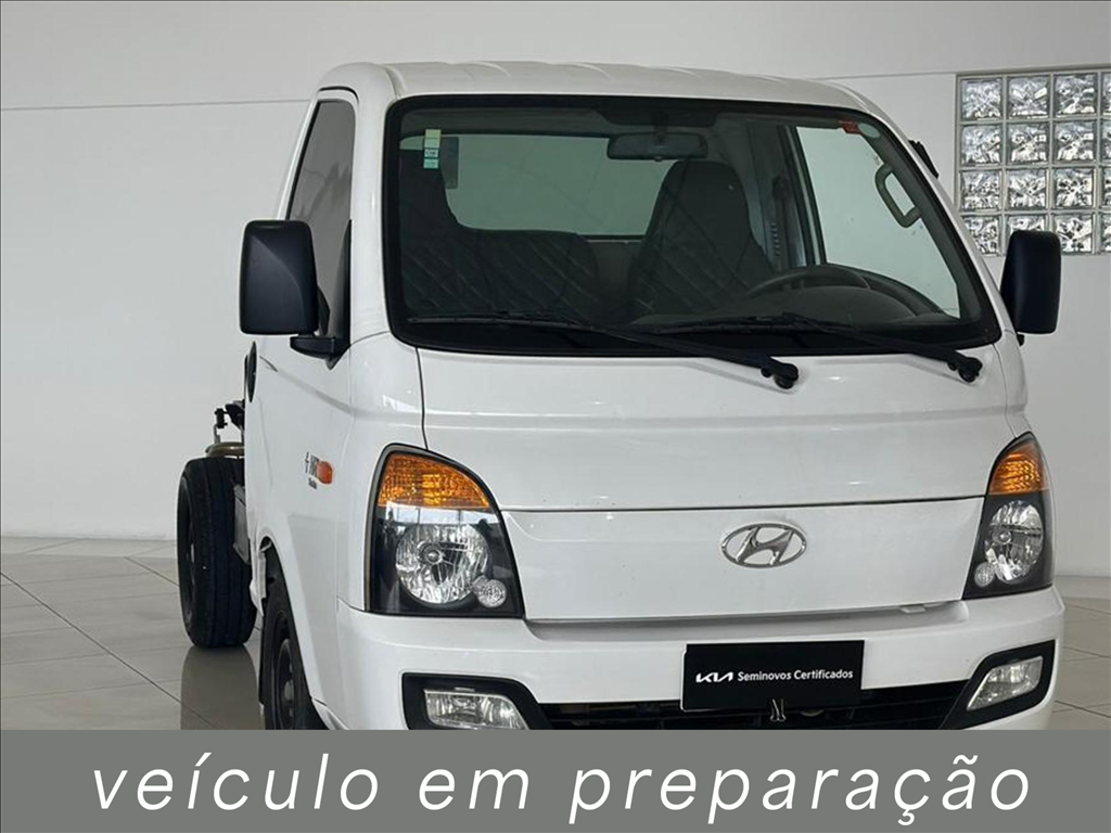 HR 2.5 LONGO SEM CAÇAMBA 4X2 16V 130CV TURBO INTERCOOLER DIESEL 2P MANUAL