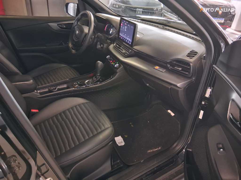 Fiat-FASTBACK-1.3 TURBO 270 FLEX LIMITED EDITION AT6