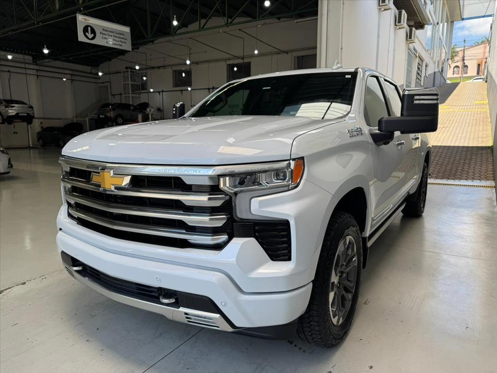 SILVERADO 5.3 V8 GASOLINA 1500 HIGH COUNTRY 4X4 AUTOMÁTICO
