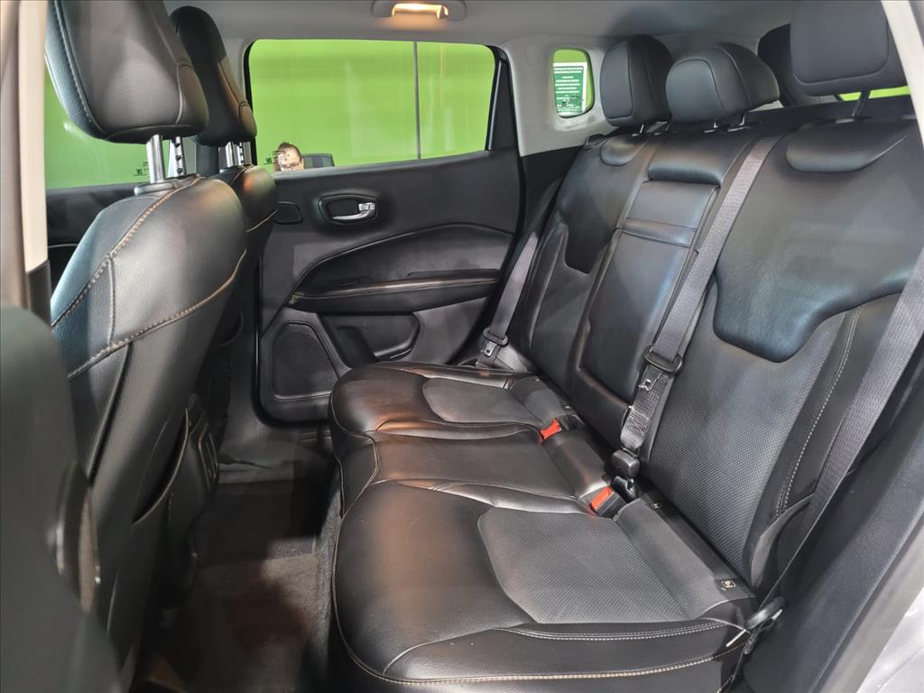 COMPASS 2.0 16V DIESEL LONGITUDE 4X4 AUTOMÁTICO COMPASS 2.0 16V DIESEL LONGITUDE 4X4 AUTOMÁTICO