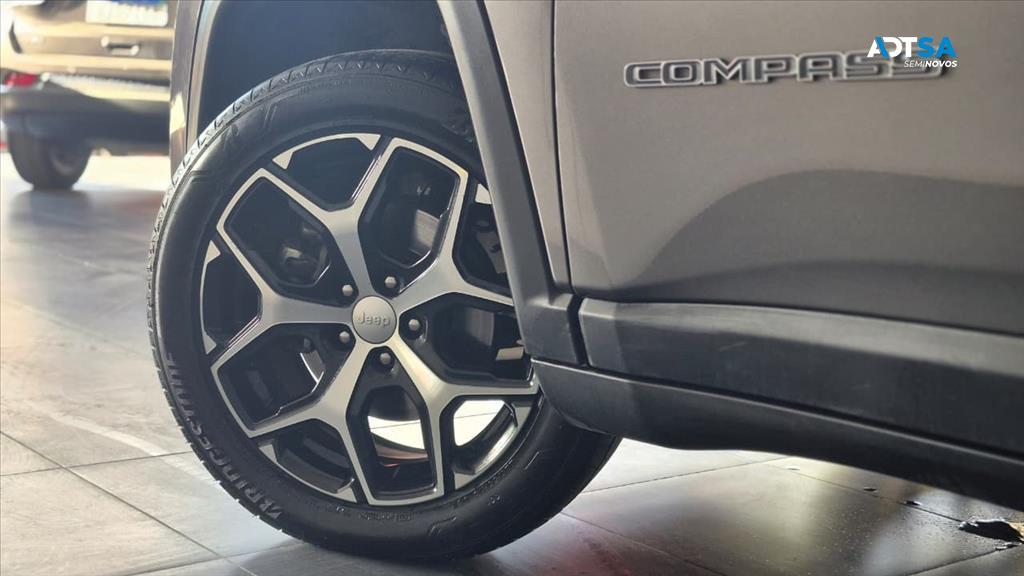 JEEP COMPASS 1.3 T270 TURBO FLEX LONGITUDE AT6