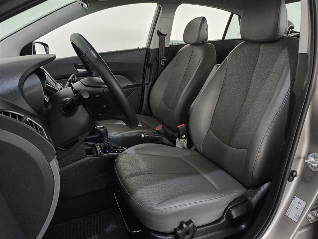 HB20S 1.6 PREMIUM 16V FLEX 4P AUTOMÁTICO12