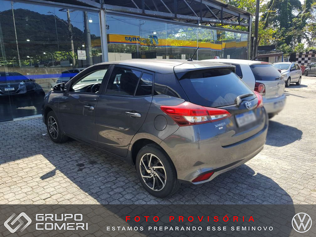 YARIS 1.5 16V FLEX SEDAN XS CONNECT MULTIDRIVE1
