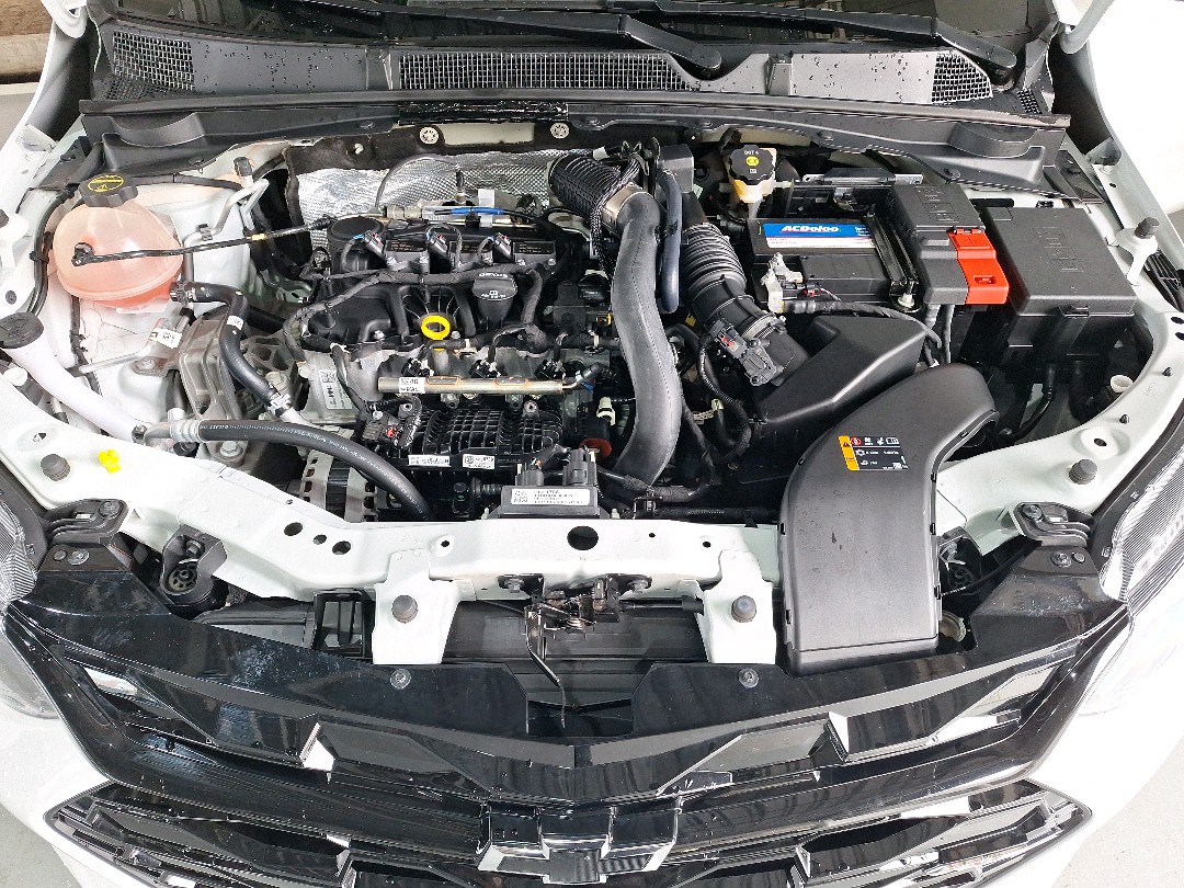 Chevrolet Onix 1.0 Turbo Flex RS Automático - foto 2