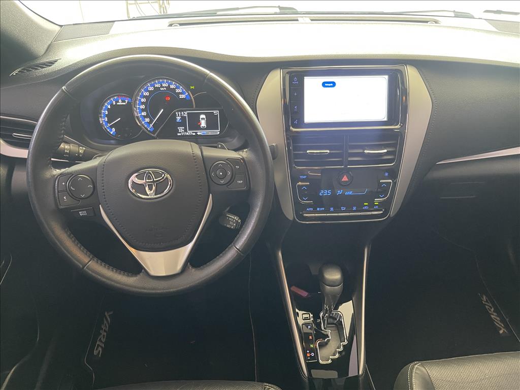 YARIS 1.5 16V FLEX XLS CONNECT MULTIDRIVE YARIS 1.5 16V FLEX XLS CONNECT MULTIDRIVE