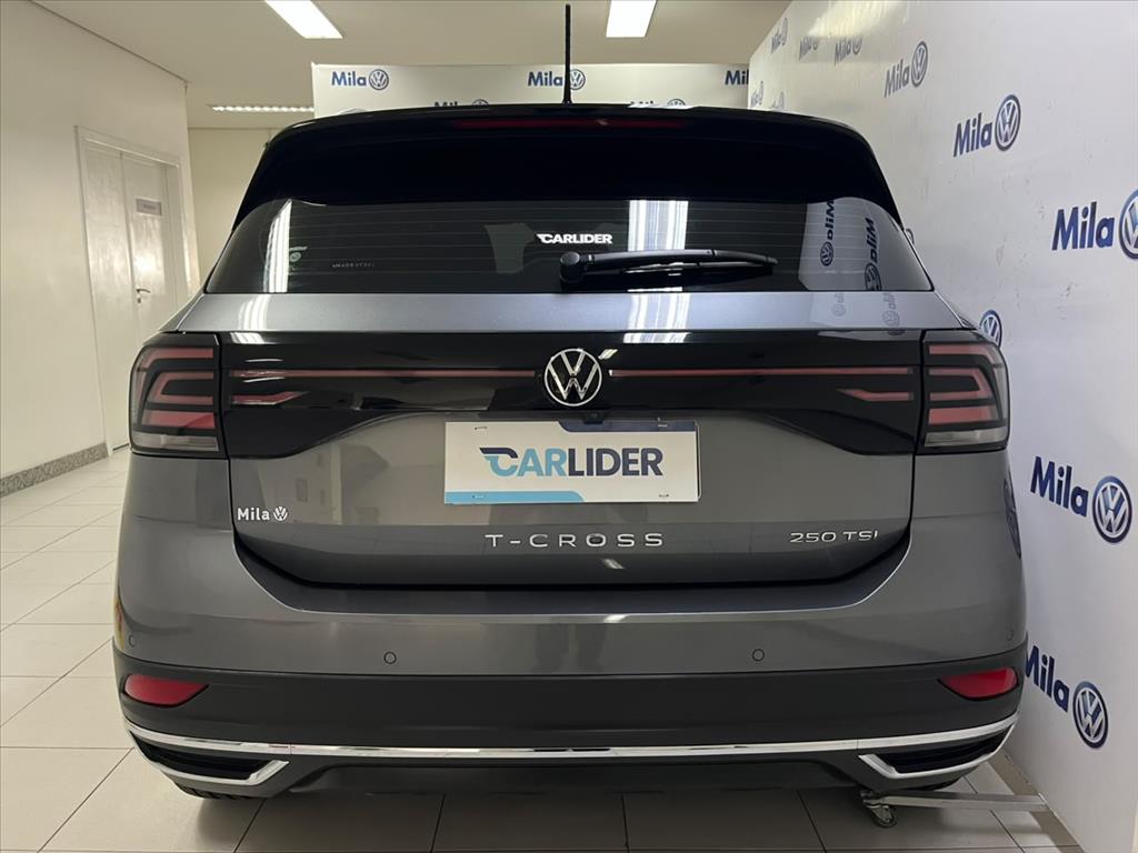 T-CROSS 1.4 250 TSI TOTAL FLEX HIGHLINE AUTOMÁTICO3