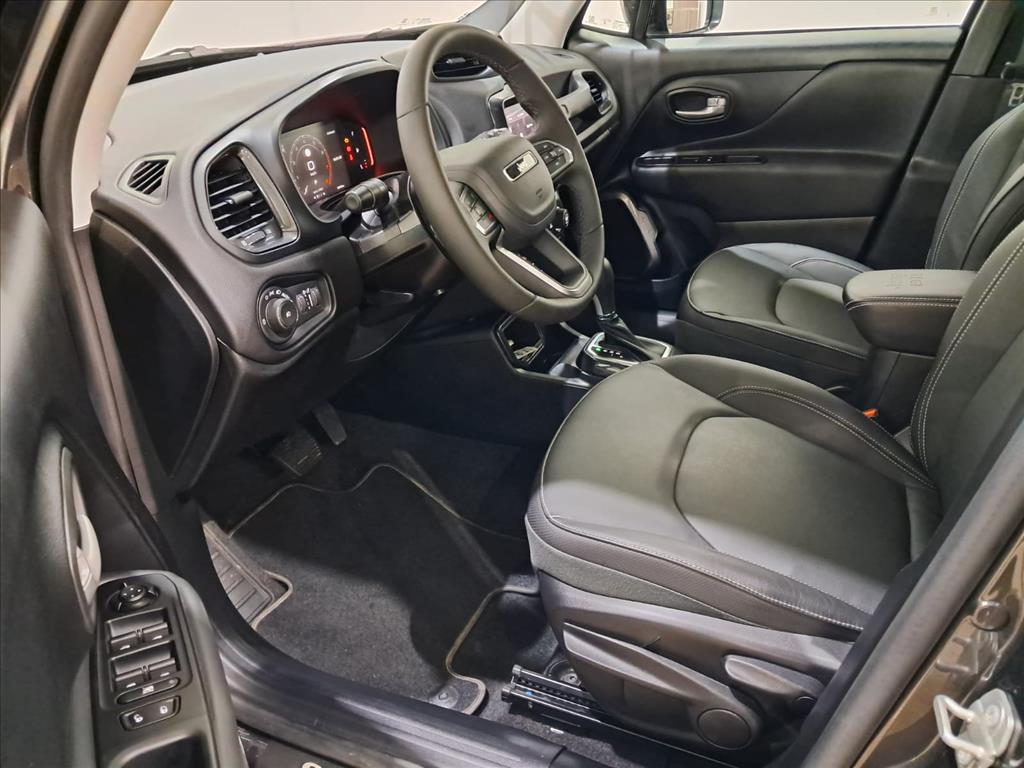 RENEGADE 1.3 T270 TURBO FLEX SAHARA AT68