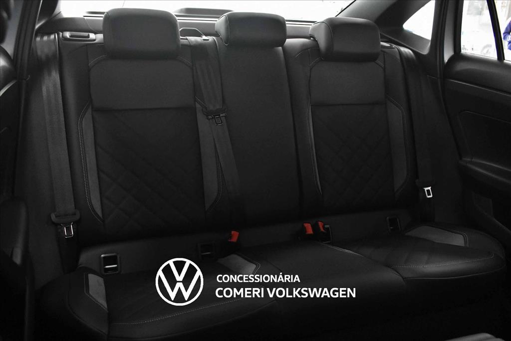 VIRTUS 1.4 250 TSI EXCLUSIVE AUTOMÁTICO8