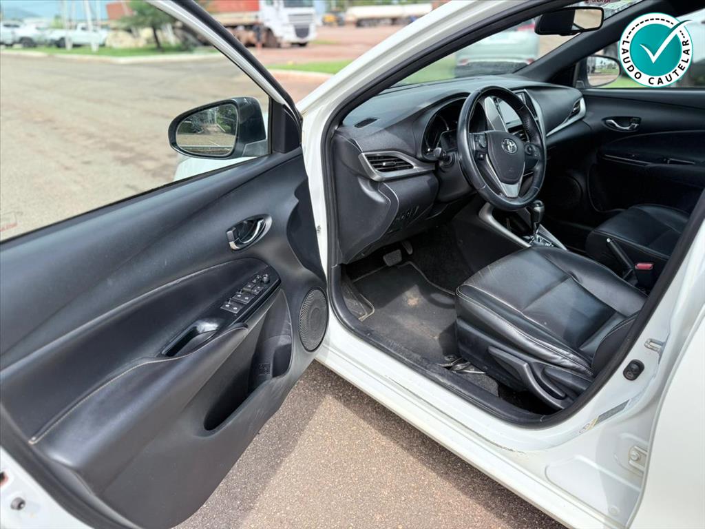 YARIS 1.5 16V FLEX XLS MULTIDRIVE11