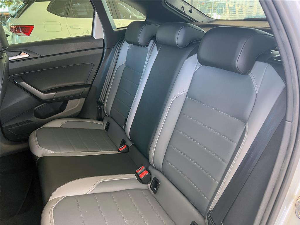 NIVUS 1.0 200 TSI TOTAL FLEX HIGHLINE AUTOMÁTICO17