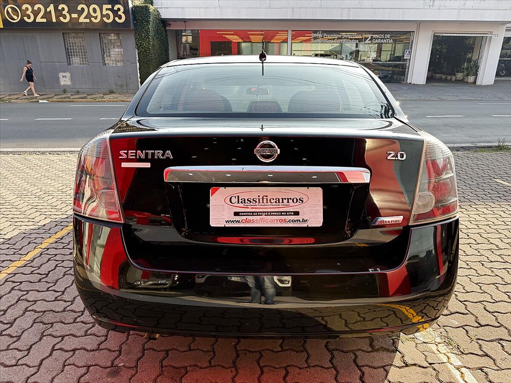 Nissan Sentra - 2.0 16V FLEX 4P MANUAL