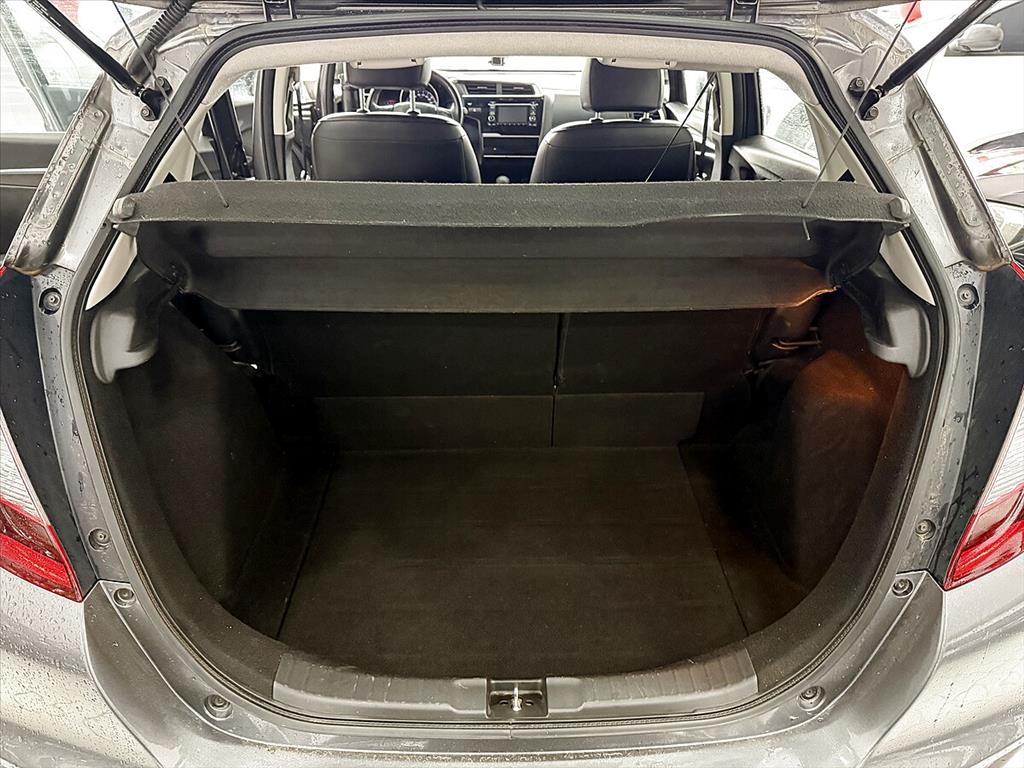 Honda Fit - 1.5 EX 16V FLEX 4P AUTOMÁTICO