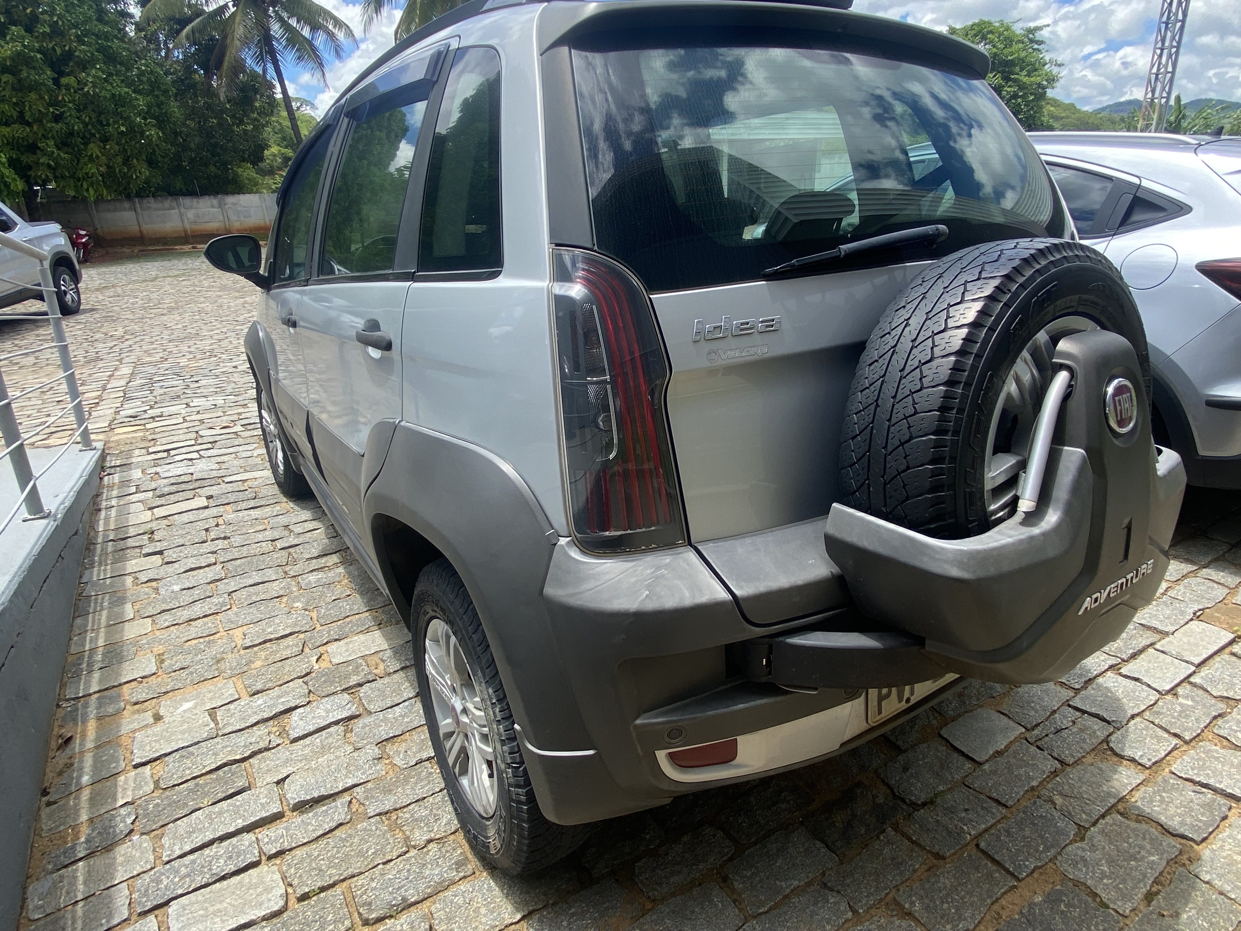 IDEA 1.8 MPI ADVENTURE 16V FLEX 4P MANUAL4