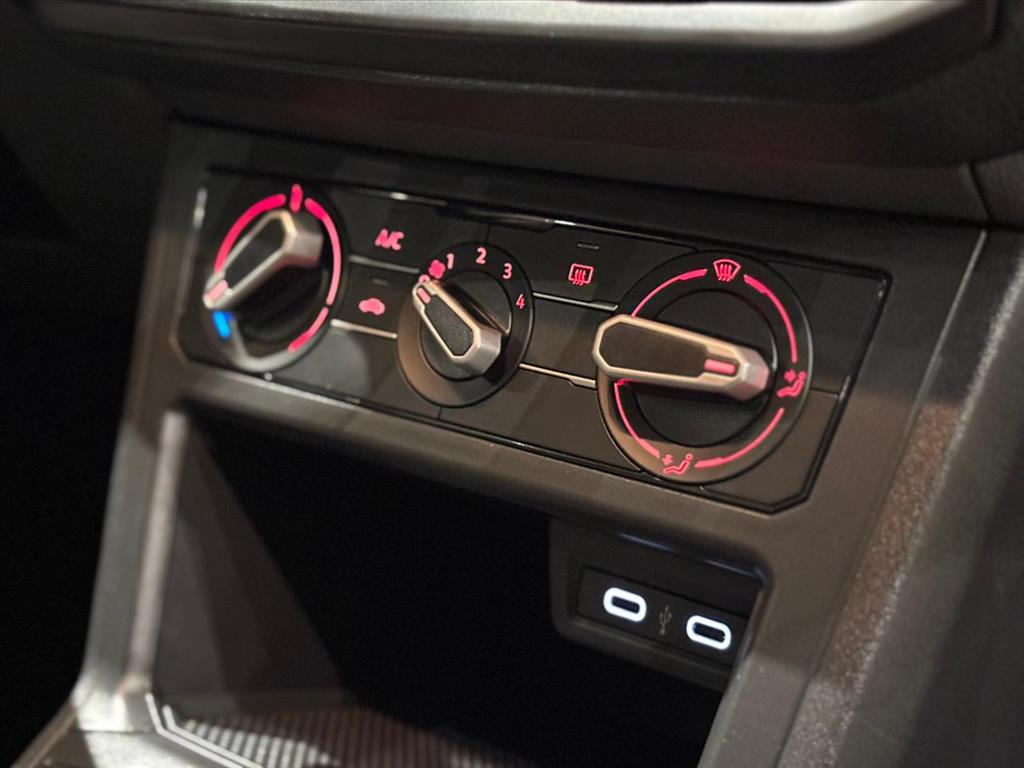 POLO 1.0 MPI ROCK IN RIO MANUAL6