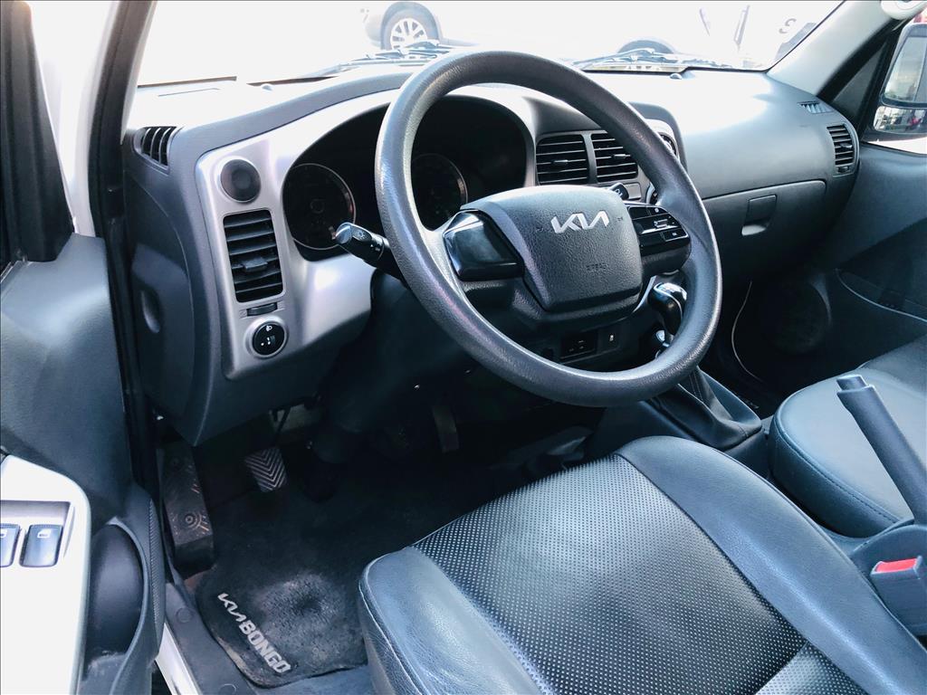 BONGO 2.5 TD DIESEL STD CS 4x4 MANUAL7