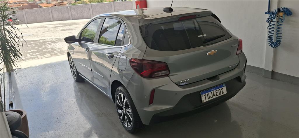 ONIX 1.0 TURBO FLEX PREMIER AUTOMÁTICO5