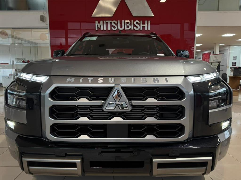 Mitsubishi-TRITON-2.4 BITURBO DIESEL CD KATANA 4X4 AUTOMÁTICO