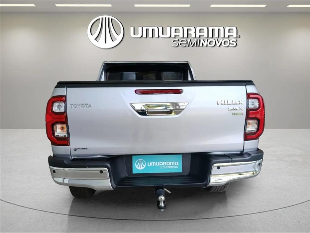 HILUX 2.8 D-4D TURBO DIESEL CD SRX PLUS 4X4 AUTOMÁTICO3