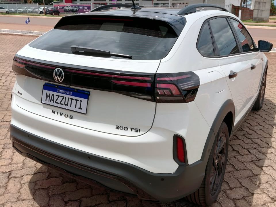 NIVUS 1.0 200 TSI TOTAL FLEX HIGHLINE AUTOMÁTICO3