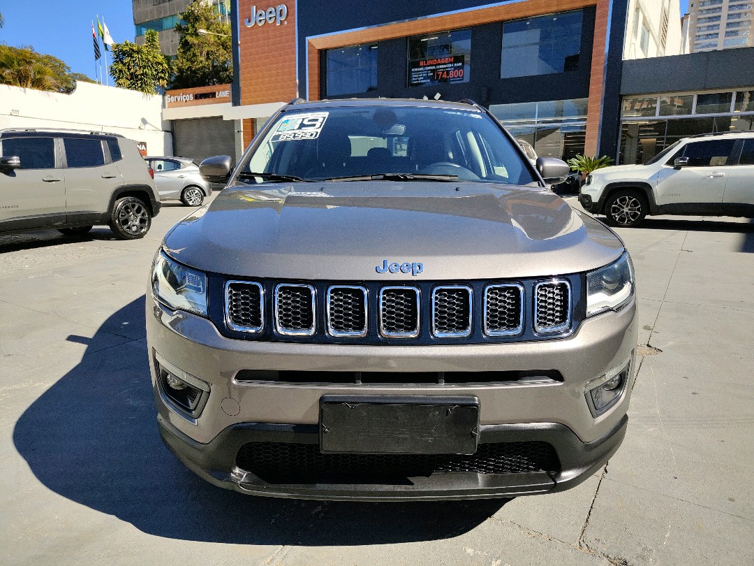 COMPASS 2.0 16V FLEX LONGITUDE AUTOMÁTICO