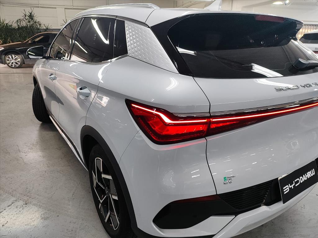 YUAN PLUS 60,8 KW ELÉTRICO10