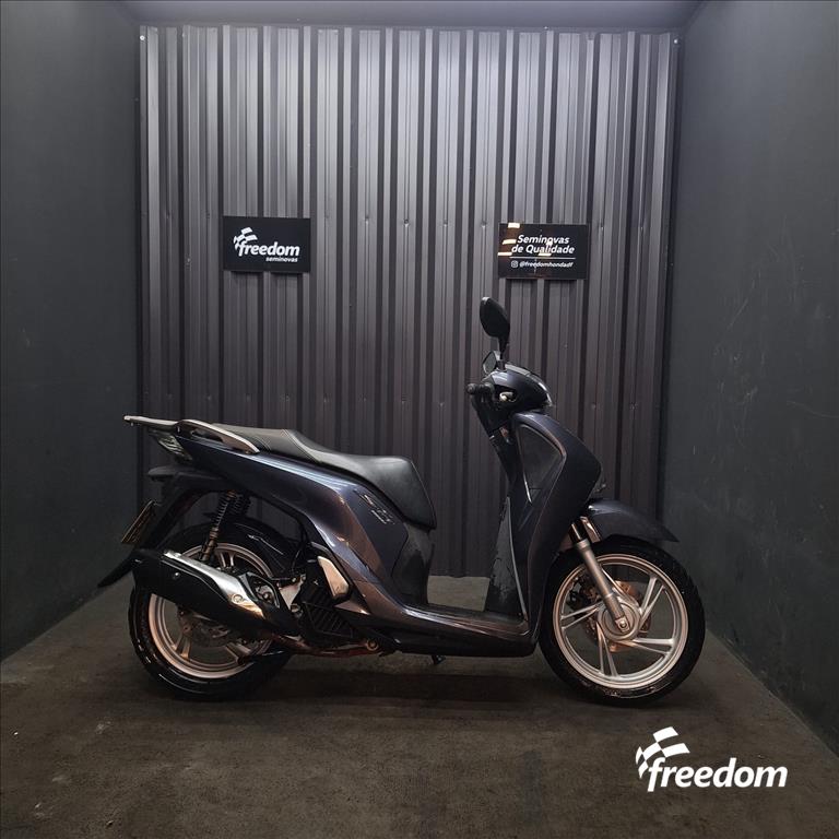Moto HONDA do modelo SH 150I 2019/2019