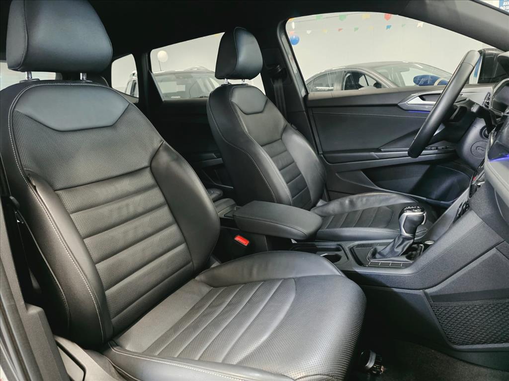 TAOS 1.4 250 TSI TOTAL FLEX HIGHLINE AUTOMÁTICO9