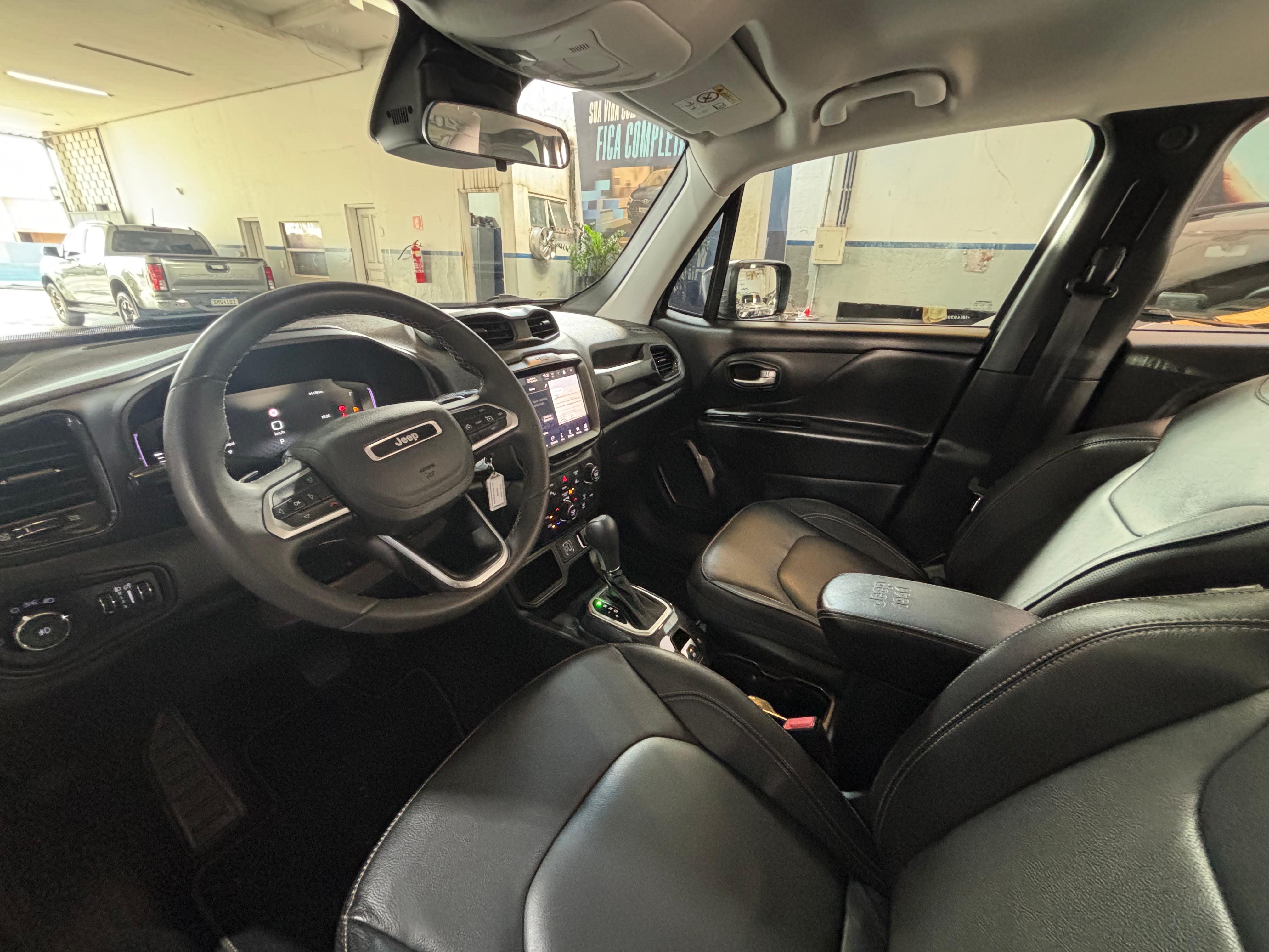 Jeep-RENEGADE-1.3 T270 TURBO FLEX LONGITUDE AT6