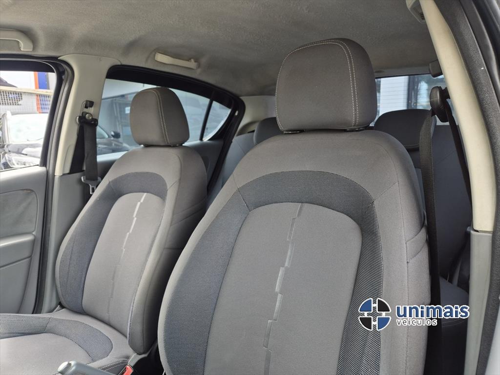 FIAT PALIO 1.4 MPI ATTRACTIVE 8V FLEX 4P MANUAL — foto 4