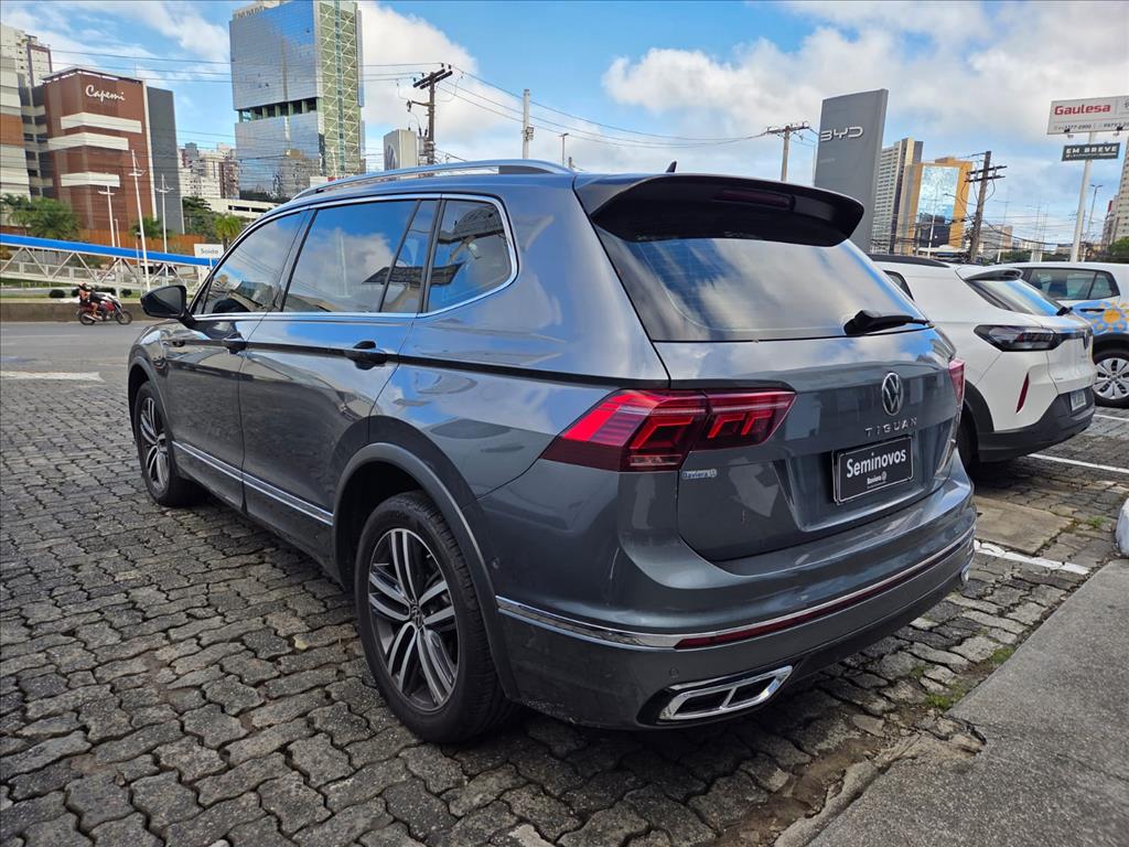 TIGUAN 2.0 300 TSI GASOLINA ALLSPACE R-LINE AUTOMÁTICO5