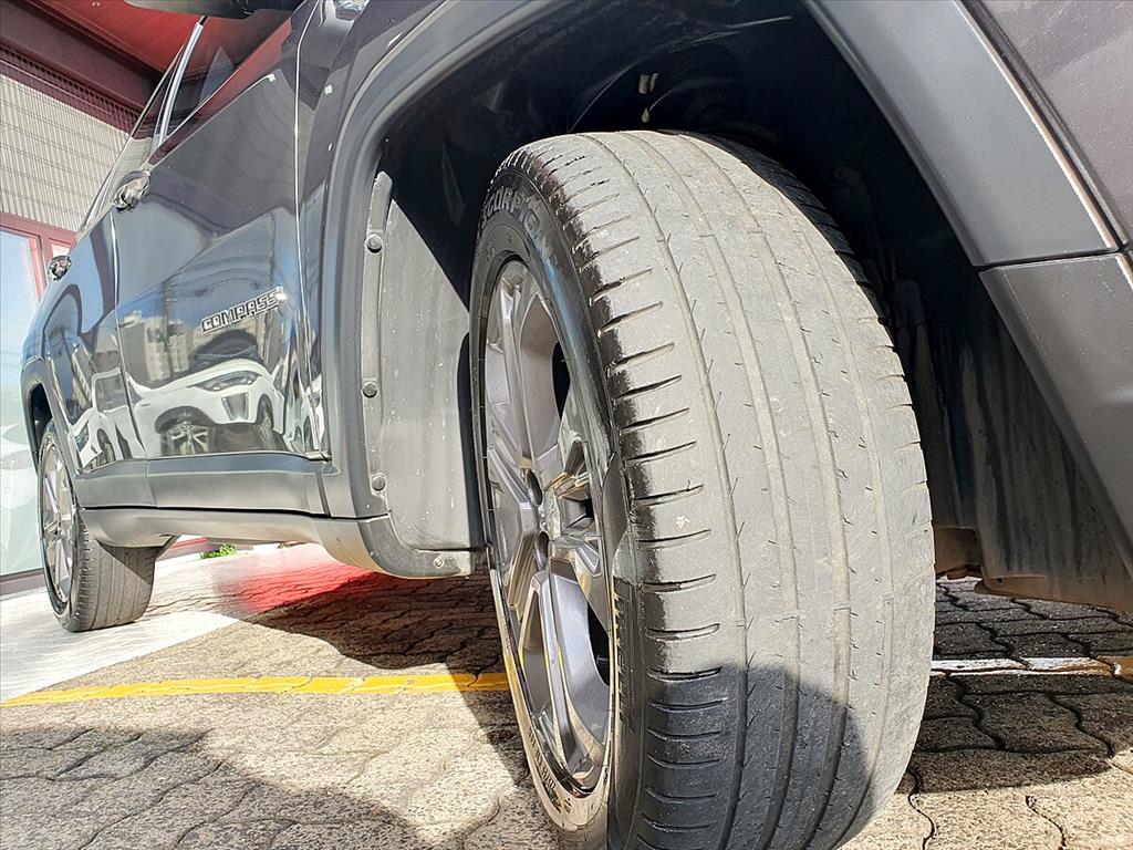 Jeep Compass - 1.3 T270 TURBO FLEX LONGITUDE AT6