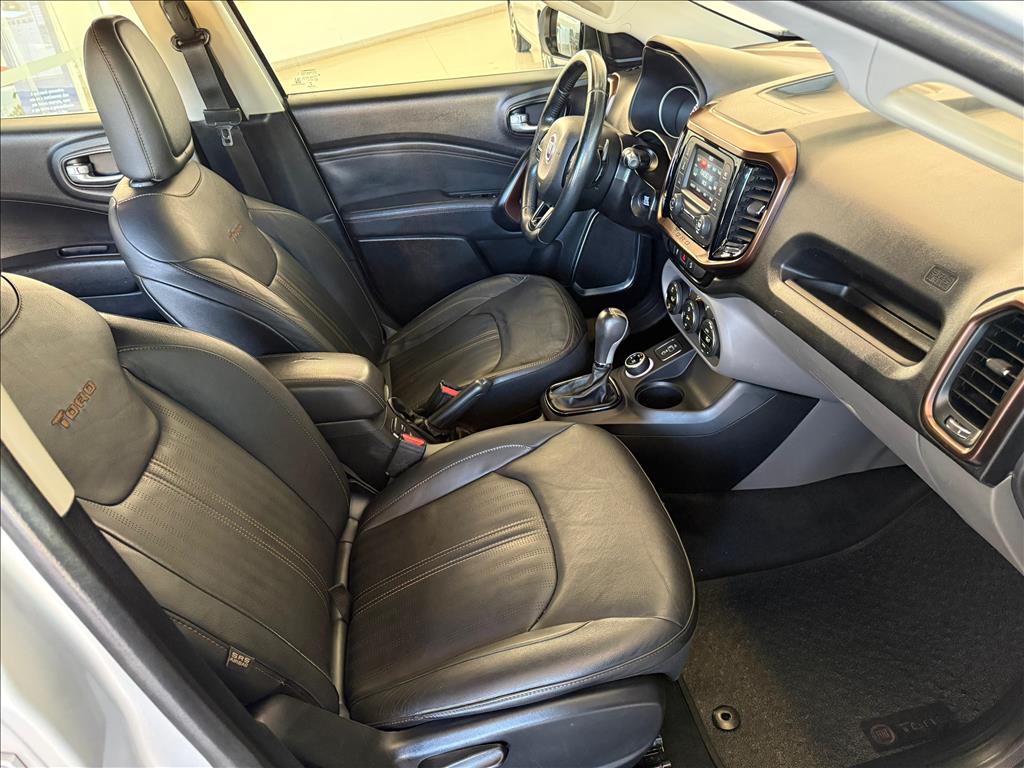 TORO 2.0 16V TURBO DIESEL VOLCANO 4WD AT98