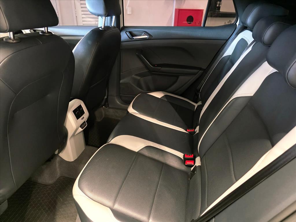 T-CROSS 1.4 250 TSI TOTAL FLEX HIGHLINE AUTOMÁTICO11