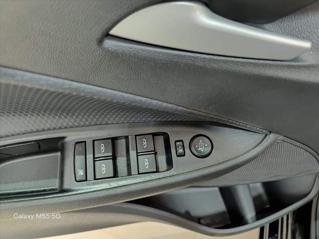 ONIX PLUS 1.0 TURBO FLEX LT AUTOMÁTICO10