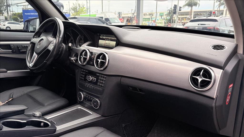 GLK 220 2.1 CDI 4X4 DIESEL 4P AUTOMÁTICO10