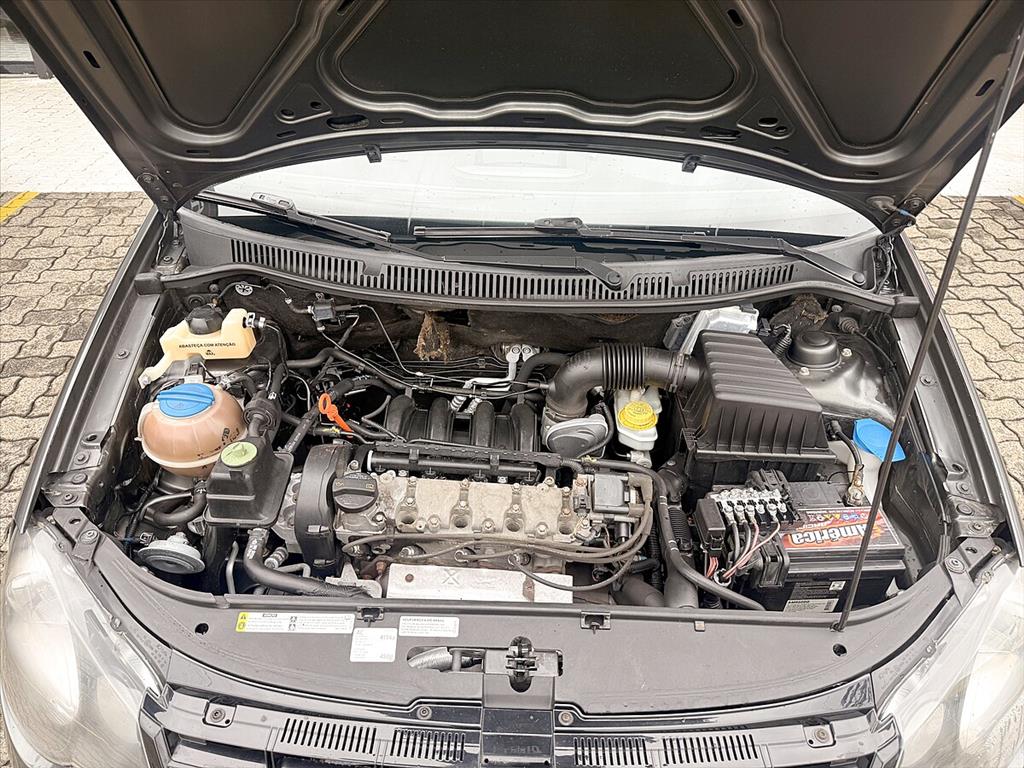 Volkswagen Polo - 1.6 MI SPORTLINE 8V FLEX 4P MANUAL