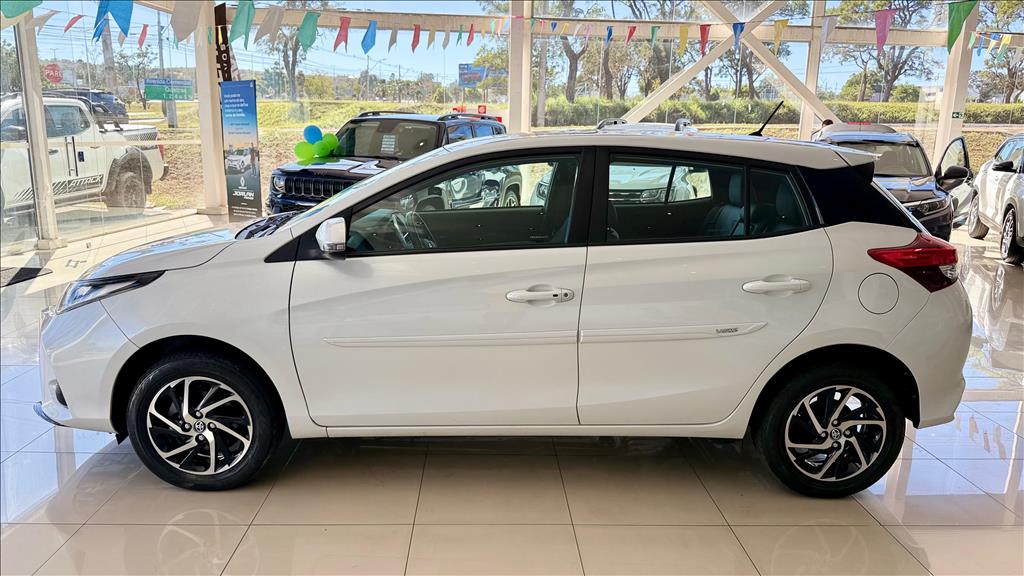 YARIS 1.5 16V FLEX XLS MULTIDRIVE7