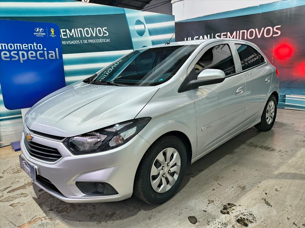 GM - Chevrolet-ONIX-1.0 MPFI LT 8V FLEX 4P MANUAL